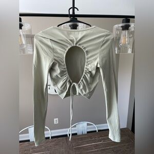 Aeropostale cropped long sleeve tee